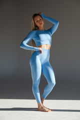 BEZŠVOVÝ TOP ELIME ULTIMATE SKY BLUE