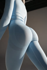 BEZŠVOVÉ LEGÍNY ELIME ULTIMATE SKY BLUE