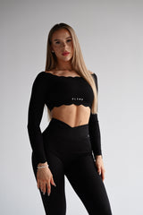 ELIME BLACK WAVE TOP S DLHÝM RUKÁVOM