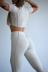 TOP S KRÁTKYM RUKÁVOM PREMIUM SHAPE ELIME CREAM