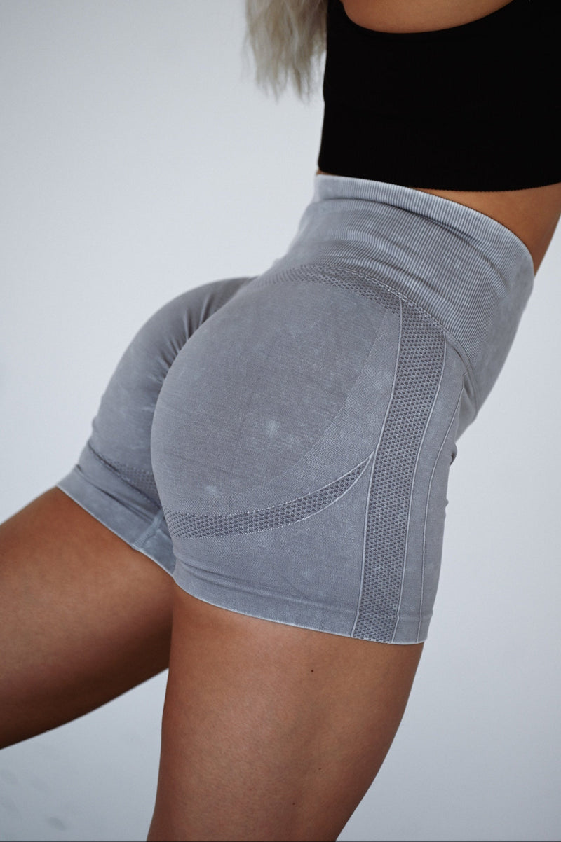 BEZŠVOVÉ ŠORTKY EVOLVE ELIME - SCRUNCH WASHED LIGHT GREY